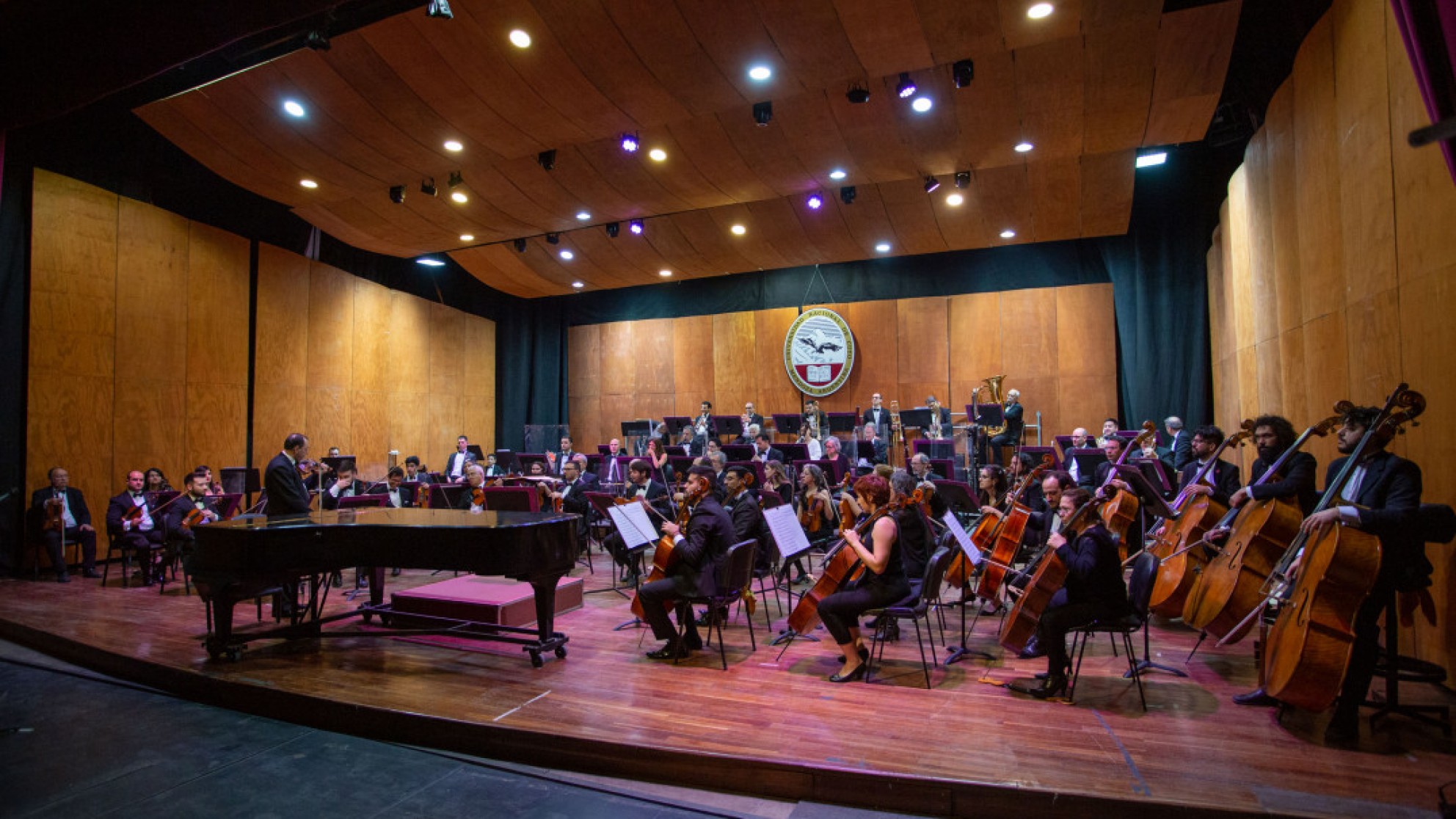 Un Viaje Musical de Escocia a París